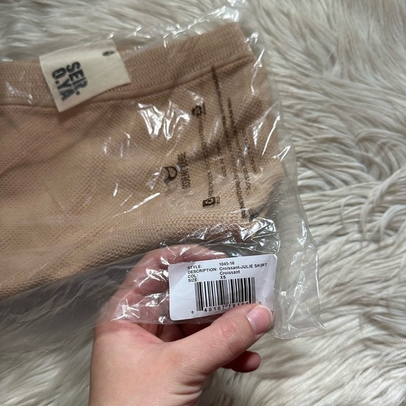 SER.O.YA Julie Skirt In Croissant - Picture 4 of 4